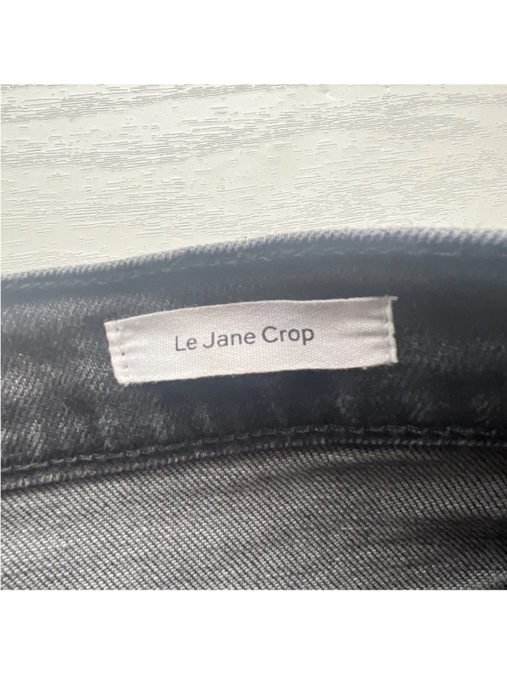 Frame Le Jane Crop Raw Fray Jeans Black Medium Wash Faded Size 25 Jeans - Picture 4 of 8